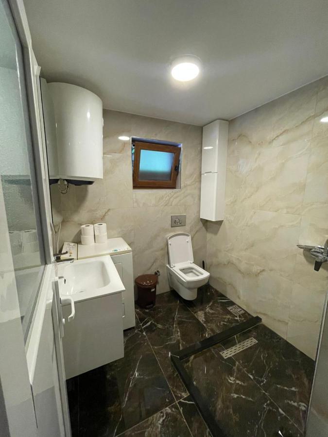 Hostel Rilindja Valbone Buitenkant foto